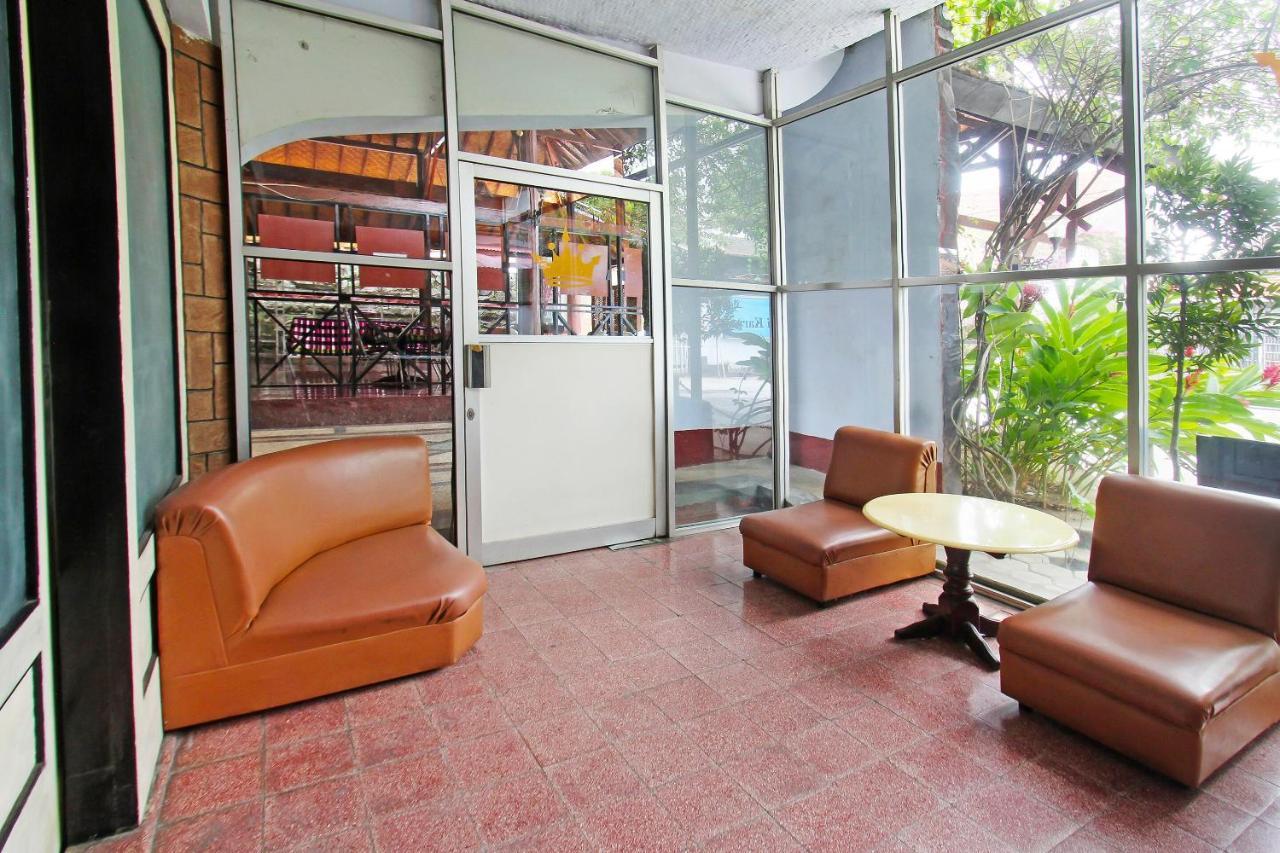 OYO 91516 Wisata Hotel Mataram Bagian luar foto