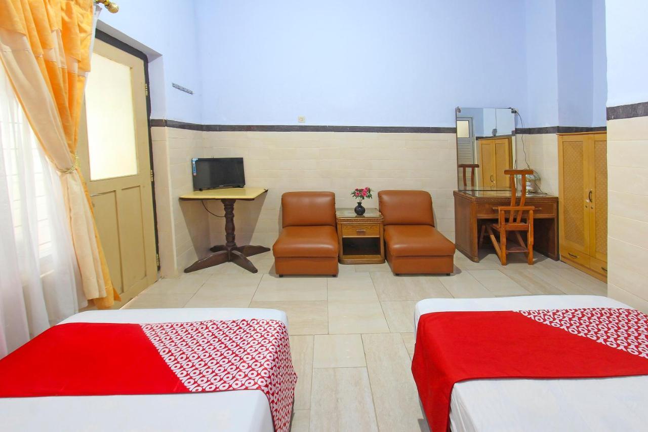 OYO 91516 Wisata Hotel Mataram Bagian luar foto