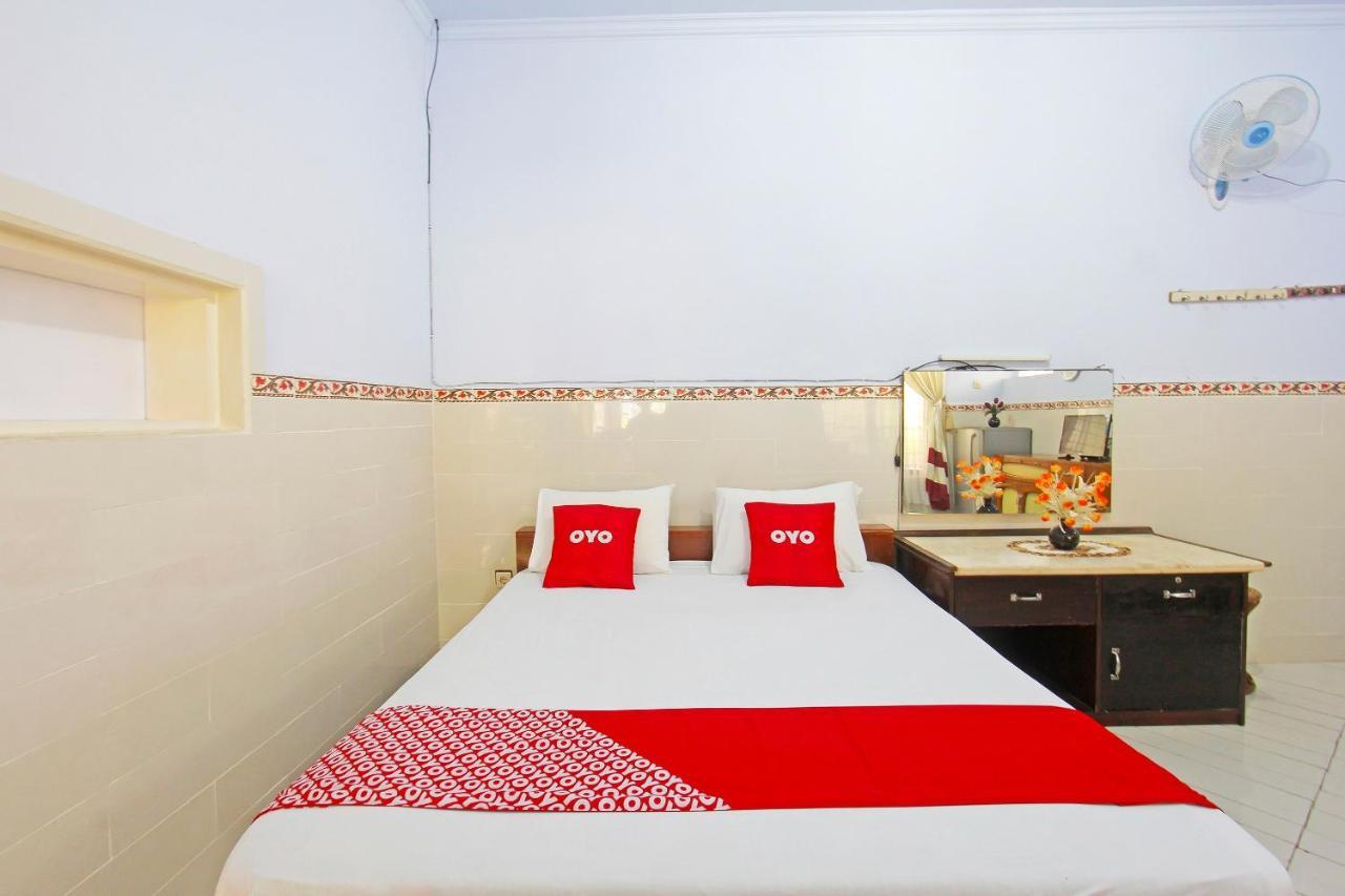 OYO 91516 Wisata Hotel Mataram Bagian luar foto